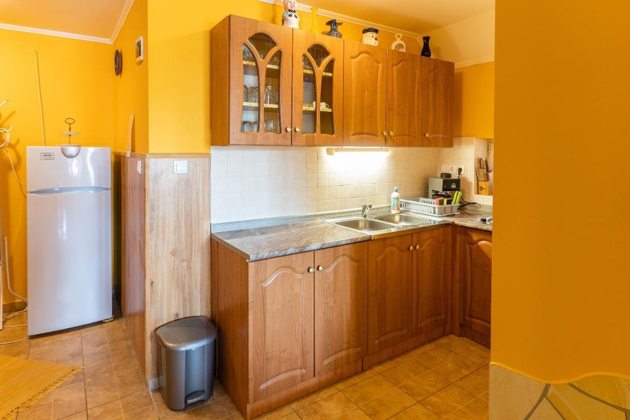 Gal Apartmanhaz ฮอร์กานี ภายนอก รูปภาพ