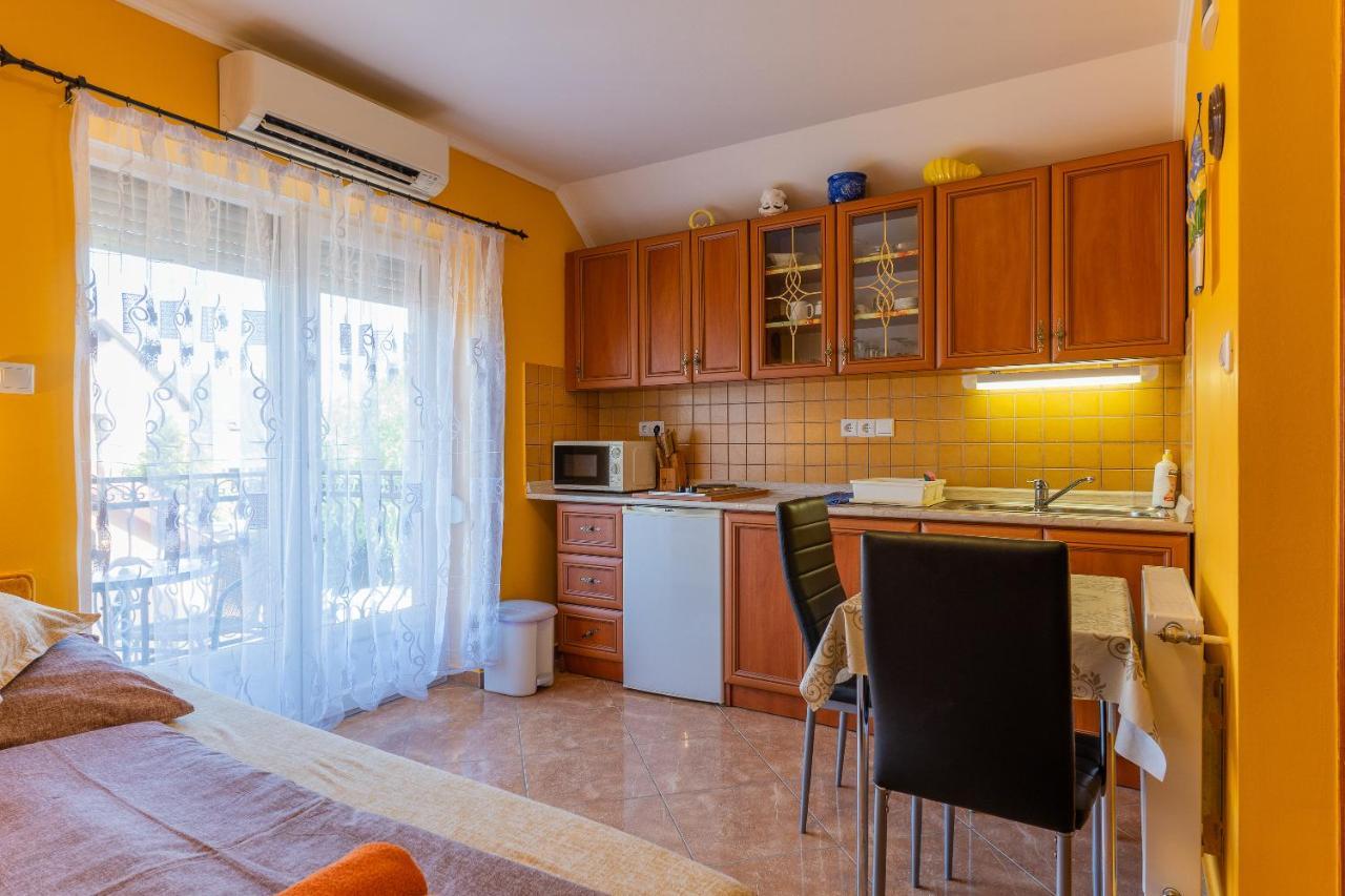 Gal Apartmanhaz ฮอร์กานี ภายนอก รูปภาพ