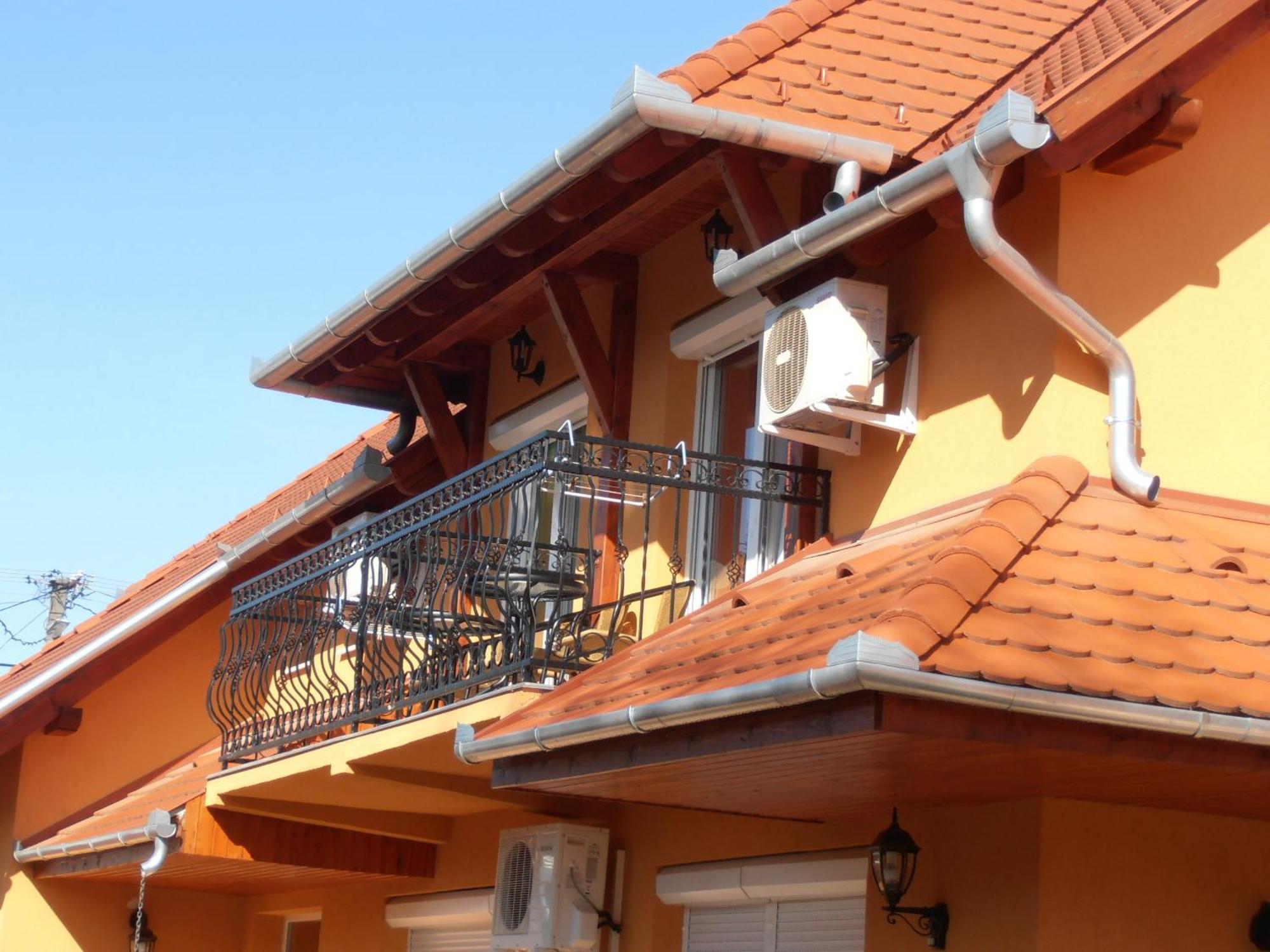 Gal Apartmanhaz ฮอร์กานี ภายนอก รูปภาพ