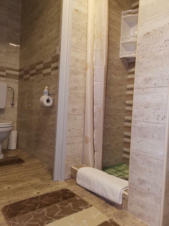 Gal Apartmanhaz ฮอร์กานี ภายนอก รูปภาพ