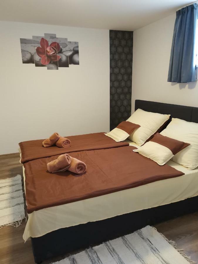 Gal Apartmanhaz ฮอร์กานี ภายนอก รูปภาพ